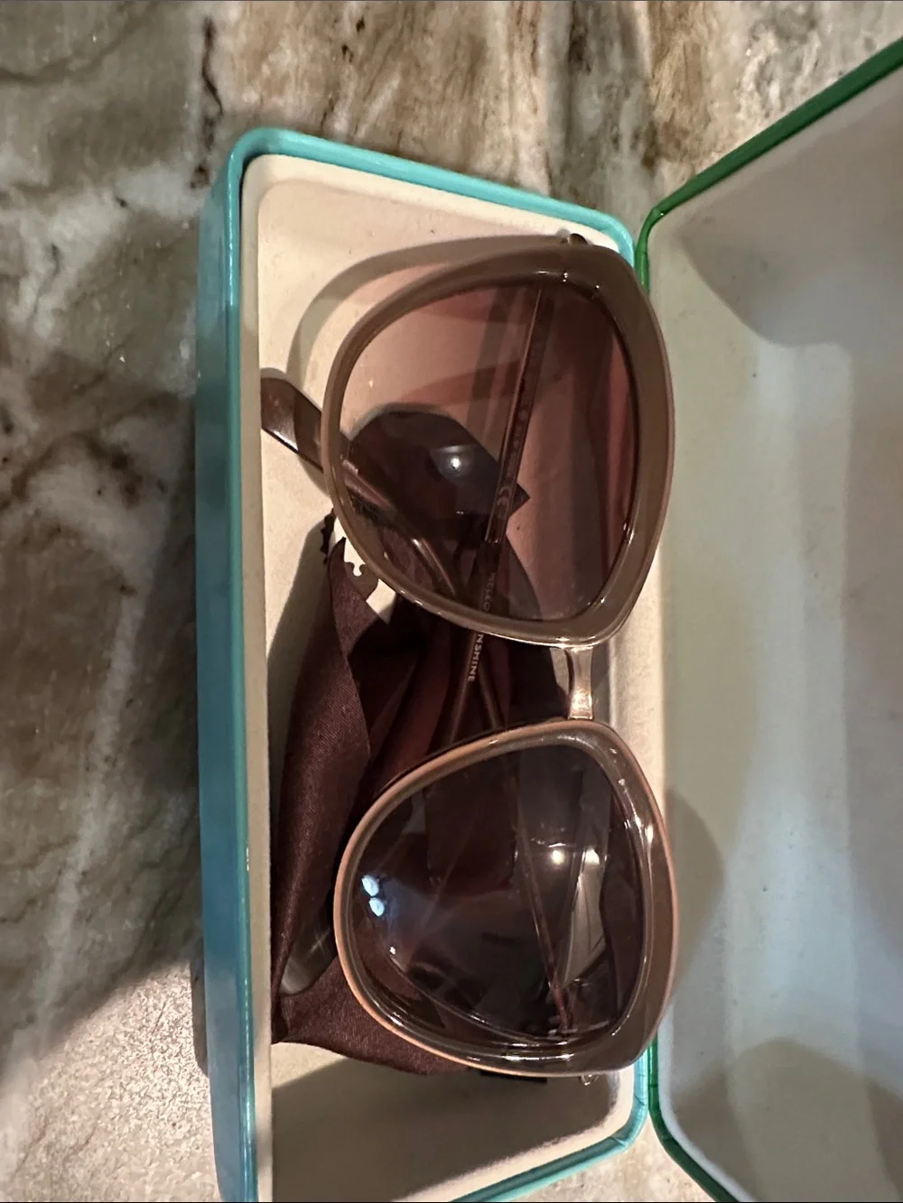 kate spade glossy green bath & body accessory case